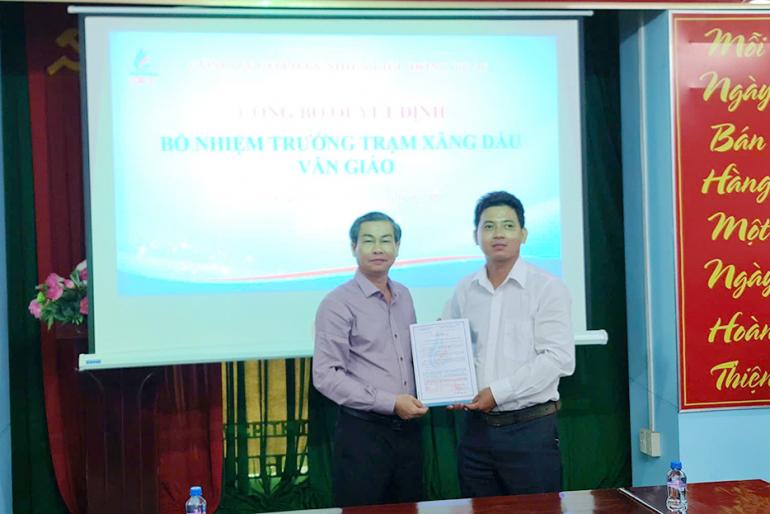 Công bố quyết định bổ nhiệm Trưởng Trạm XD Văn Giáo