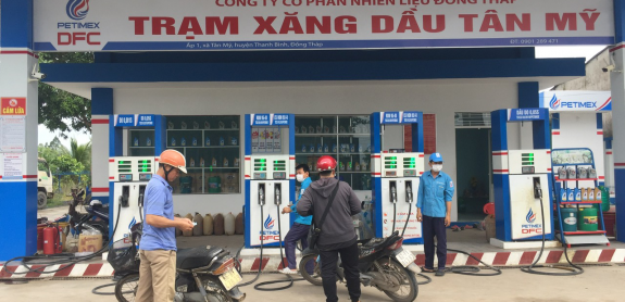 DFC điều chỉnh giá bán lẻ xăng dầu từ 15 giờ 30, ngày 09/4/2026